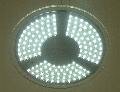 LED-es vil�g�t�test